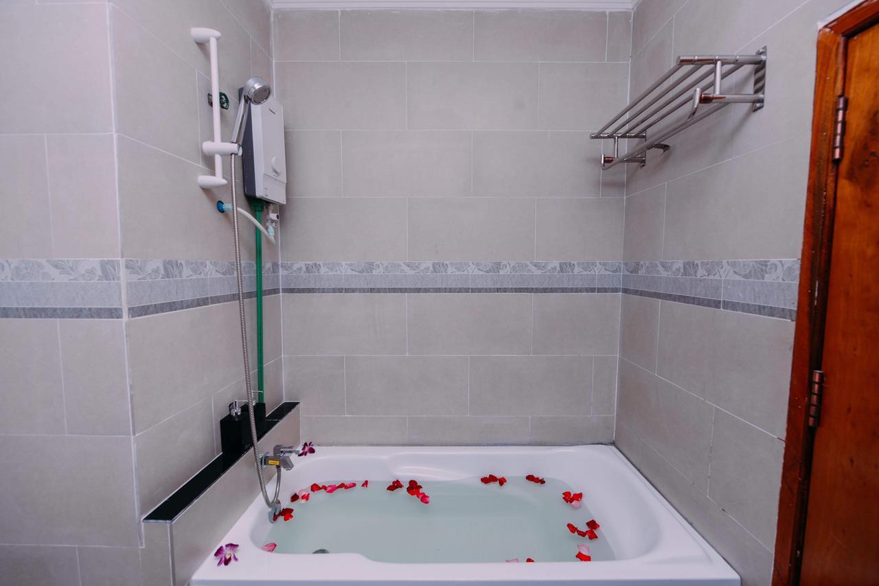 Sky Palace Boutique Hotel Battambang Eksteriør bilde