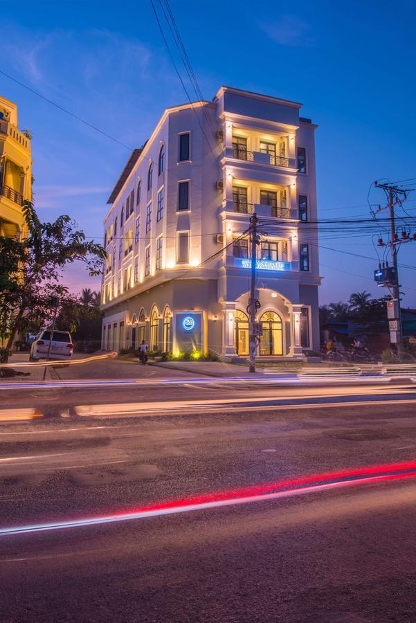 Sky Palace Boutique Hotel Battambang Eksteriør bilde