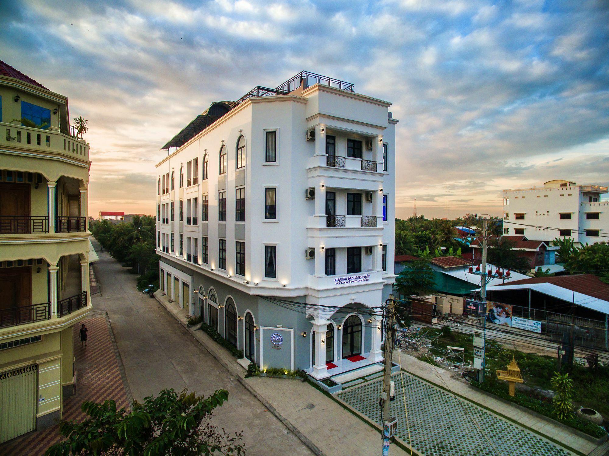 Sky Palace Boutique Hotel Battambang Eksteriør bilde