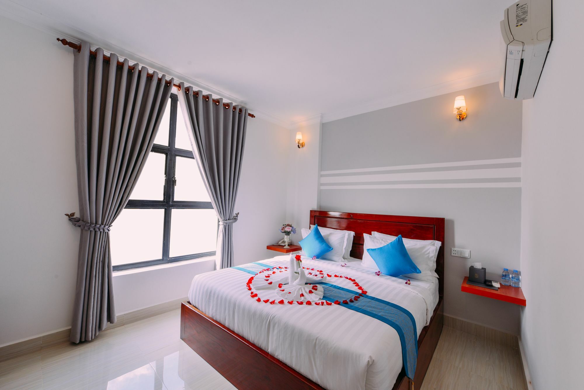 Sky Palace Boutique Hotel Battambang Eksteriør bilde
