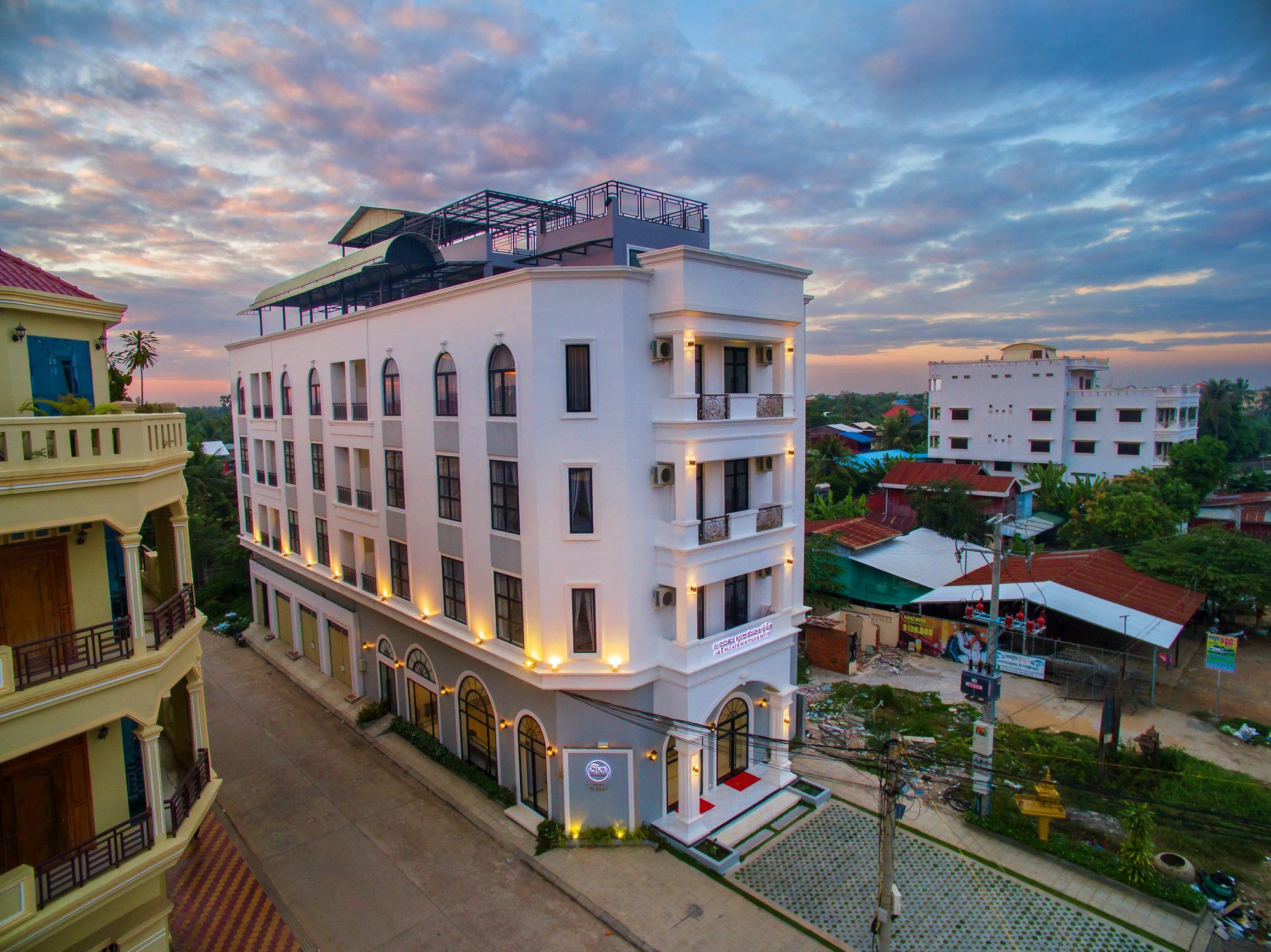 Sky Palace Boutique Hotel Battambang Eksteriør bilde