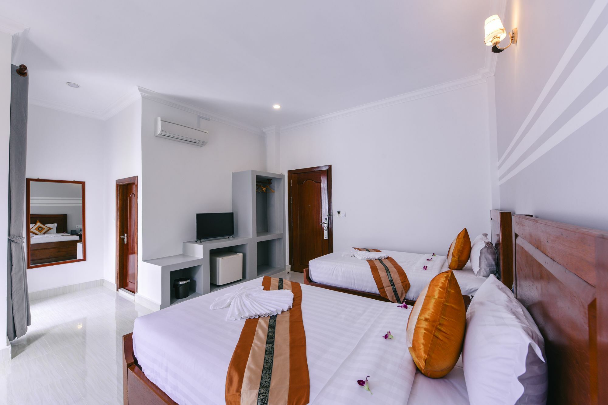Sky Palace Boutique Hotel Battambang Eksteriør bilde
